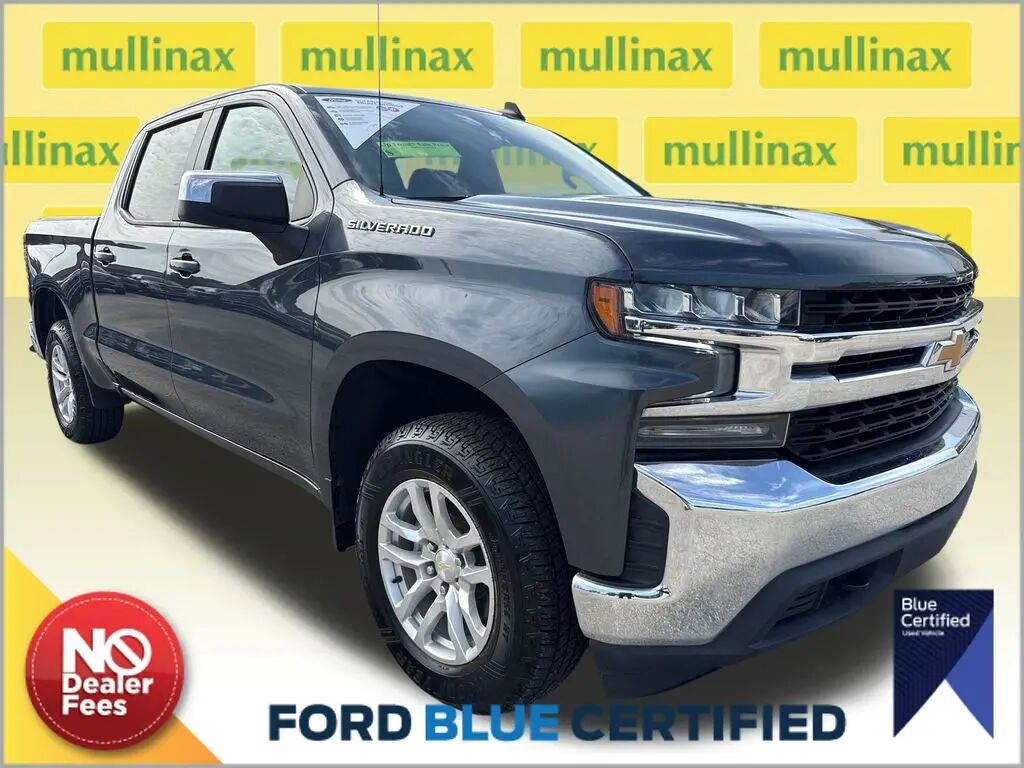2021 Chevrolet Silverado 1500 LT — photo 1 of 17