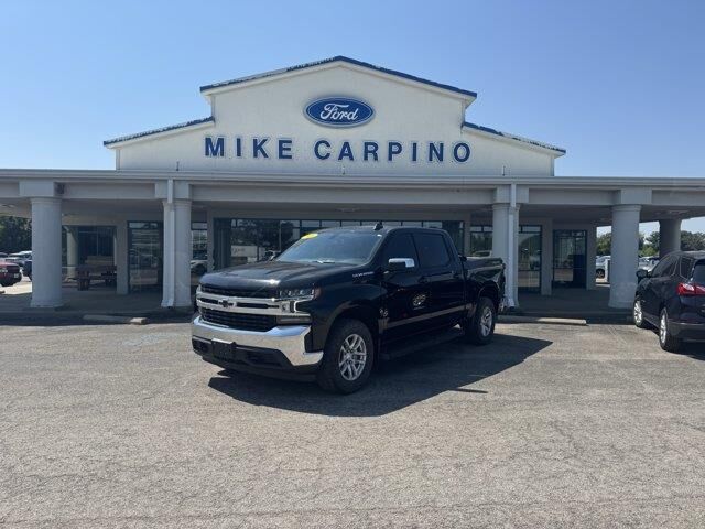 2021 Chevrolet Silverado 1500 LT — photo 1 of 40