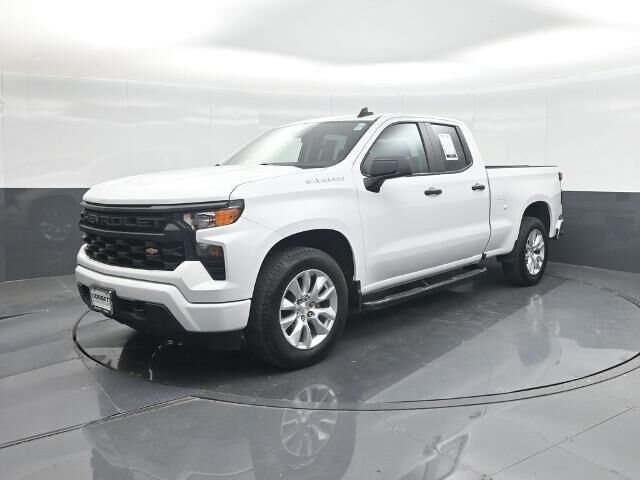 2024 Chevrolet Silverado 1500 Custom — photo 1 of 39