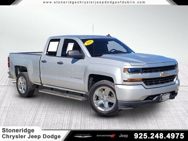 2018 Chevrolet Silverado 1500 Custom — photo 1 of 1
