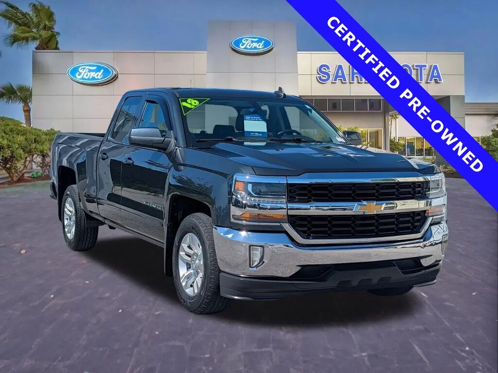 2018 Chevrolet Silverado 1500 LT — photo 1 of 39