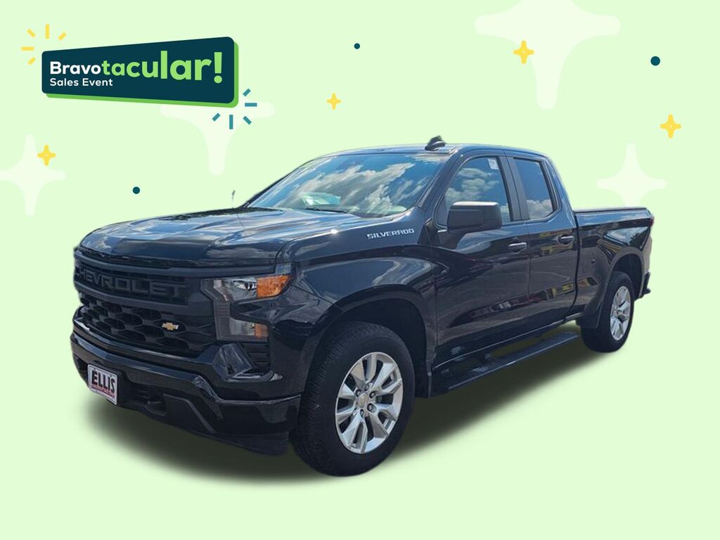 2023 Chevrolet Silverado 1500 Custom — photo 1 of 6