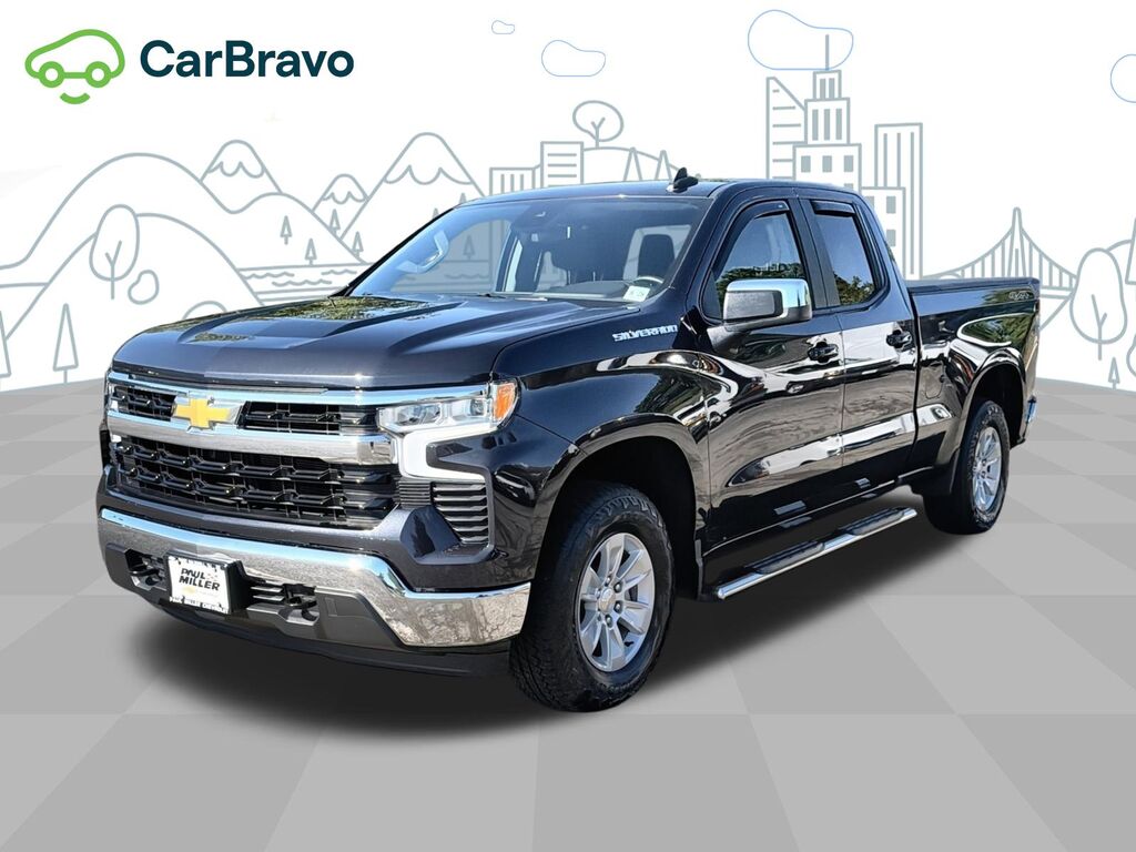 2023 Chevrolet Silverado 1500 LT — photo 1 of 6