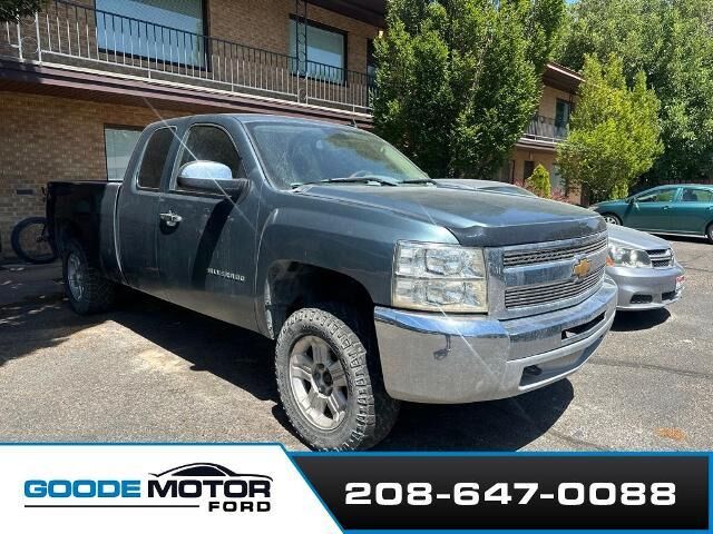 2012 Chevrolet Silverado 1500 LS — photo 1 of 7