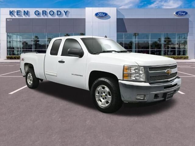 2012 Chevrolet Silverado 1500 LT — photo 1 of 13