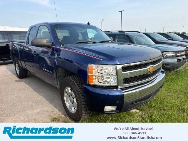 2013 Chevrolet Silverado 1500 LT — photo 1 of 26