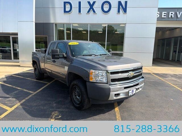 2013 Chevrolet Silverado 1500 LT — photo 1 of 13