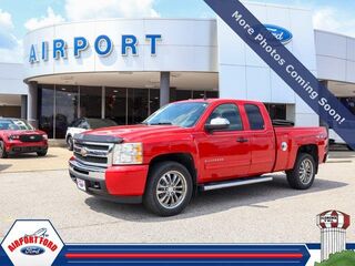 2011 Chevrolet Silverado 1500 LT — photo 1 of 26