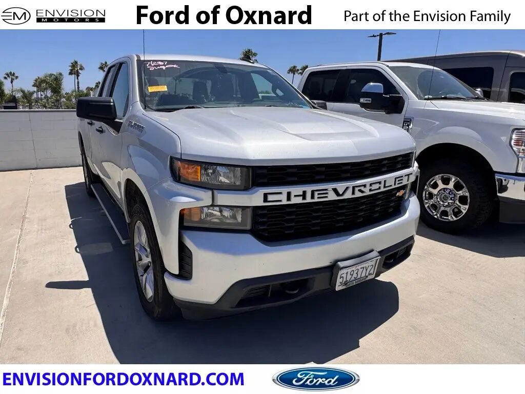 2020 Chevrolet Silverado 1500 Custom — photo 1 of 10