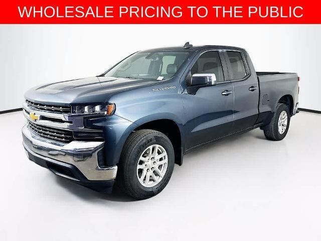 2020 Chevrolet Silverado 1500 LT — photo 1 of 53