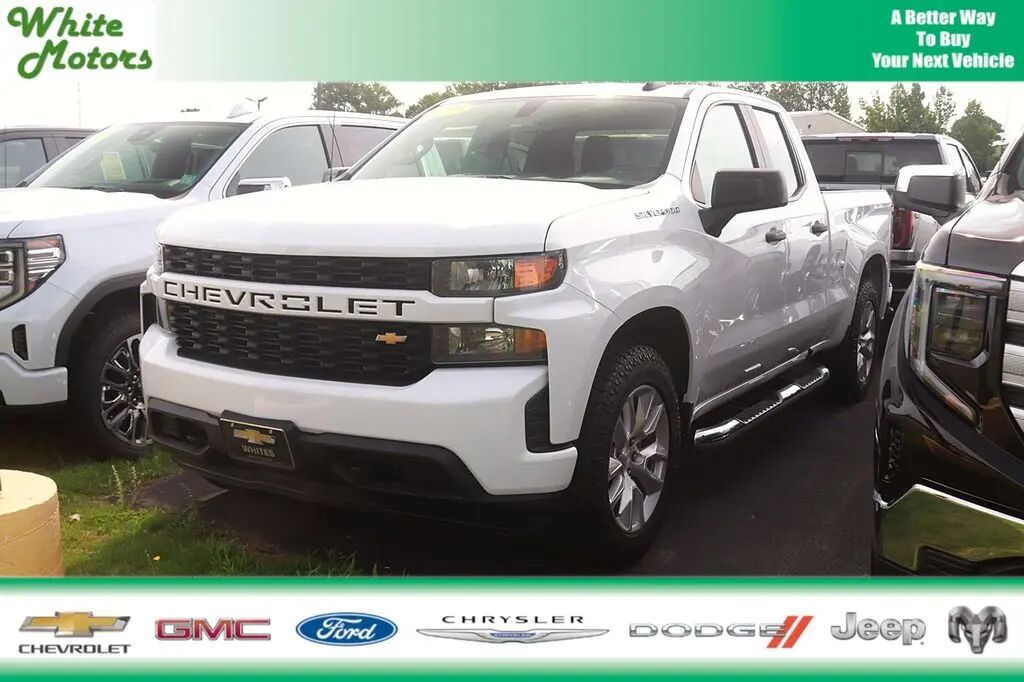 2020 Chevrolet Silverado 1500 Custom — photo 1 of 13
