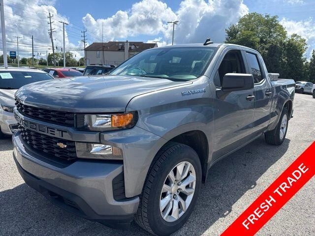 2022 Chevrolet Silverado 1500 Limited Custom — photo 1 of 26