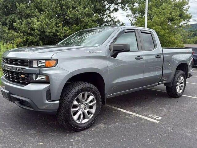 2020 Chevrolet Silverado 1500 Custom — photo 1 of 1