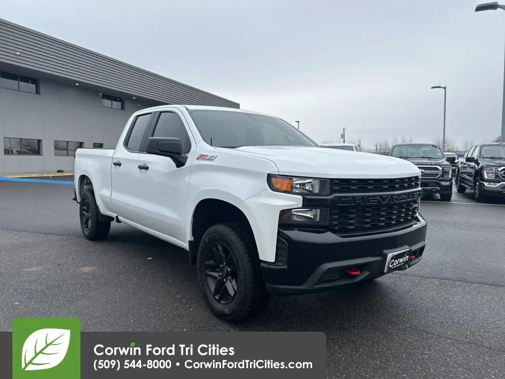 2019 Chevrolet Silverado 1500 Custom Trail Boss — photo 1 of 11