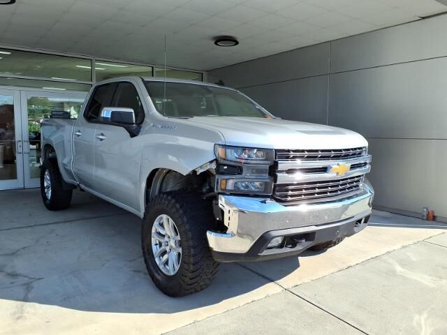 2020 Chevrolet Silverado 1500 LT — photo 1 of 14