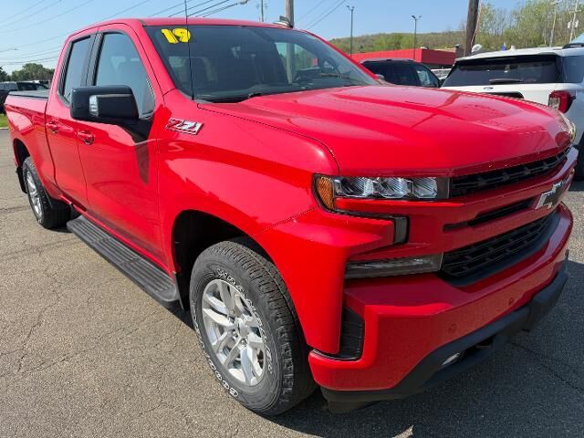 2019 Chevrolet Silverado 1500 RST — photo 1 of 13