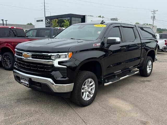 2024 Chevrolet Silverado 1500 LT — photo 1 of 12