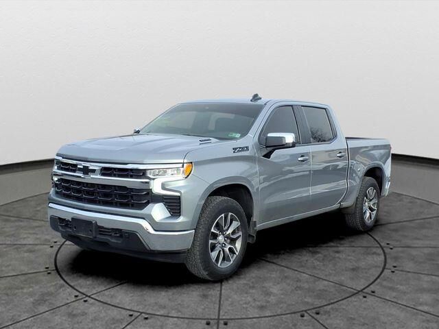 2023 Chevrolet Silverado 1500 LT — photo 1 of 12