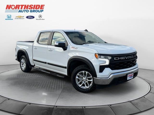 2023 Chevrolet Silverado 1500 LT — photo 1 of 13