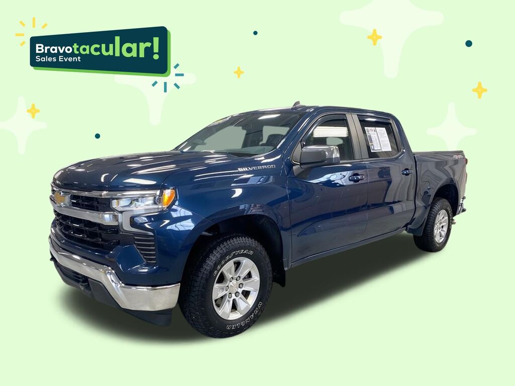 2022 Chevrolet Silverado 1500 LT — photo 1 of 6