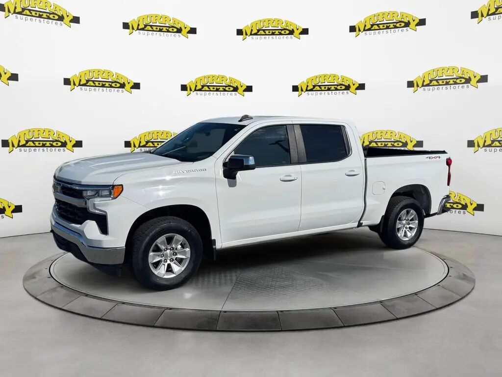 2023 Chevrolet Silverado 1500 LT — photo 1 of 13