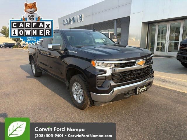2024 Chevrolet Silverado 1500 LT — photo 1 of 31