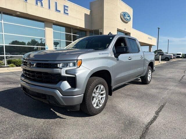 2023 Chevrolet Silverado 1500 RST — photo 1 of 1