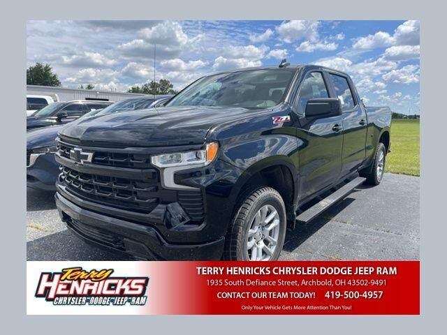 2023 Chevrolet Silverado 1500 RST — photo 1 of 13