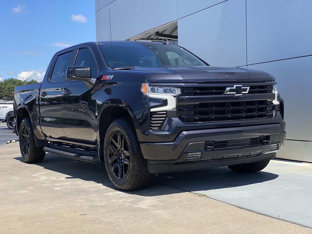 2022 Chevrolet Silverado 1500 RST — photo 1 of 1