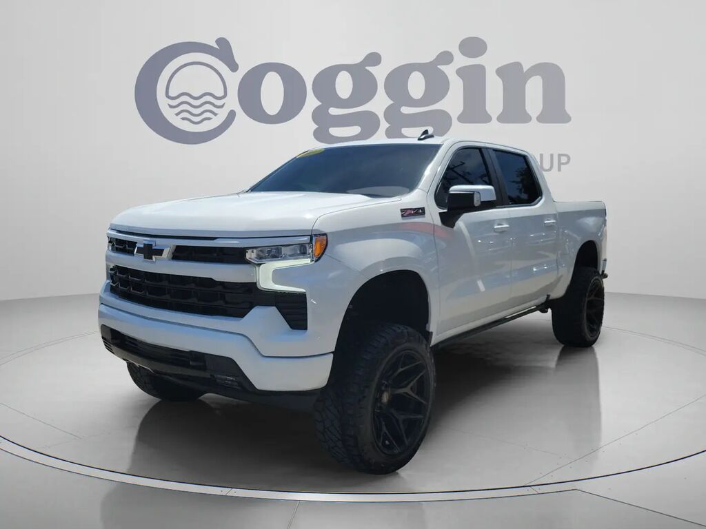 2022 Chevrolet Silverado 1500 RST — photo 1 of 39