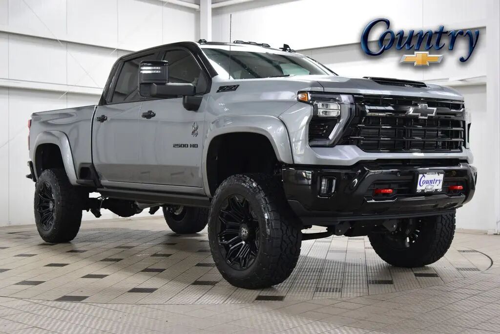 2022 Chevrolet Silverado 1500 LTZ — photo 1 of 32