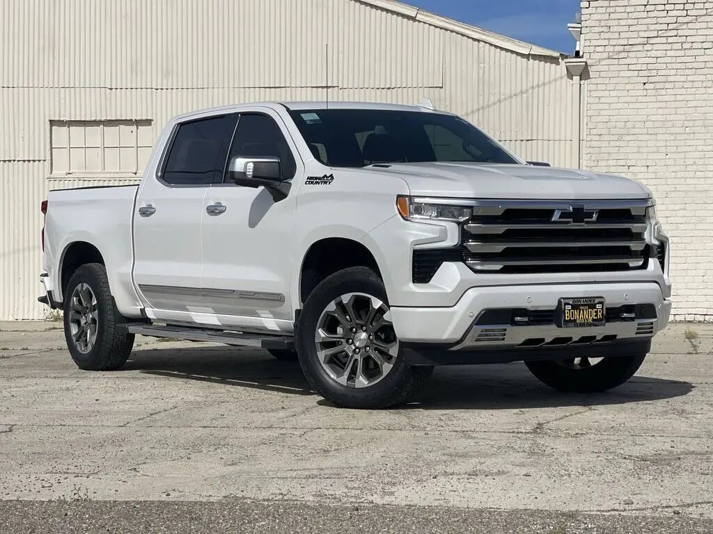 2023 Chevrolet Silverado 1500 High Country — photo 1 of 26