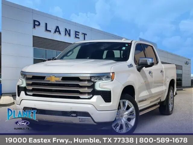 2022 Chevrolet Silverado 1500 High Country — photo 1 of 52