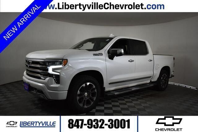 2022 Chevrolet Silverado 1500 High Country — photo 1 of 12
