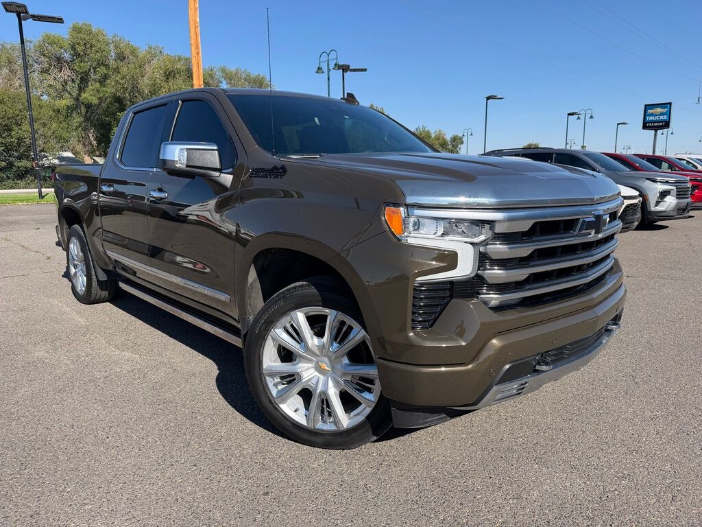 2023 Chevrolet Silverado 1500 High Country — photo 1 of 13