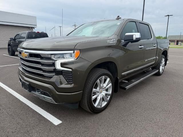2023 Chevrolet Silverado 1500 High Country — photo 1 of 13