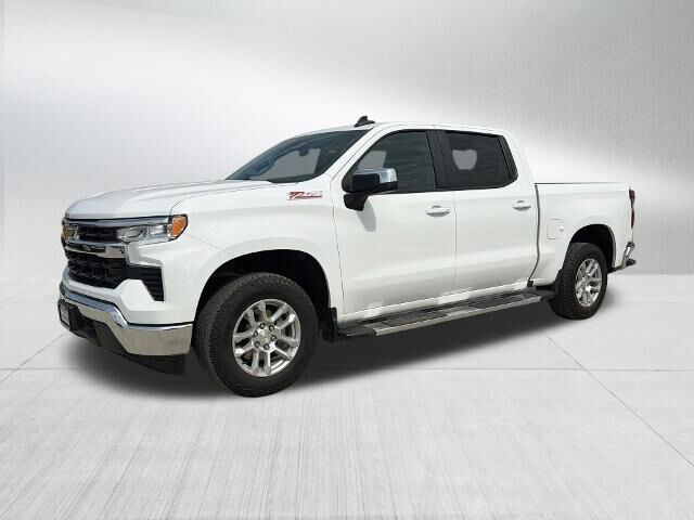 2025 Chevrolet Silverado 1500 LT — photo 1 of 24