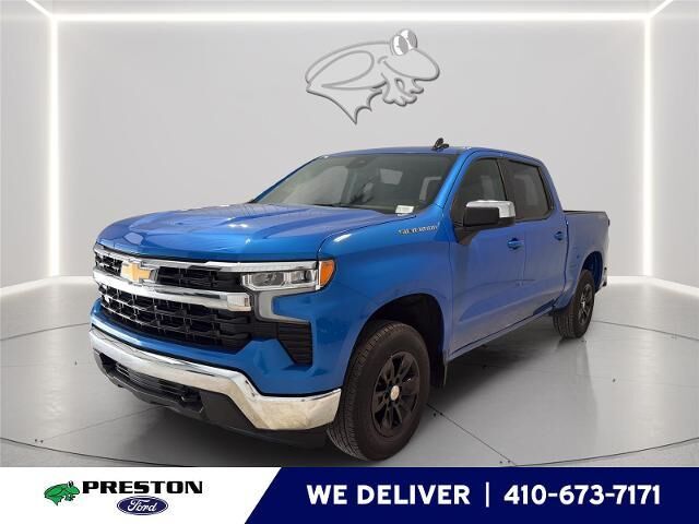 2025 Chevrolet Silverado 1500 LT — photo 1 of 26