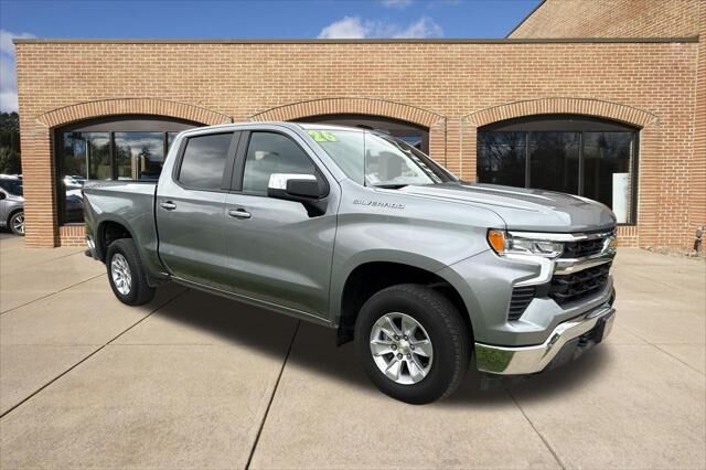 2026 Chevrolet Silverado 1500 LT — photo 1 of 14