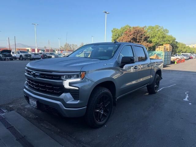 2025 Chevrolet Silverado 1500 RST — photo 1 of 5