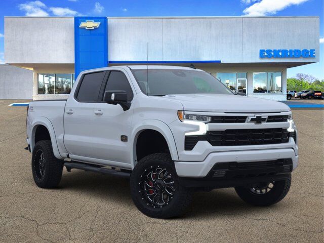 2025 Chevrolet Silverado 1500 RST — photo 1 of 13