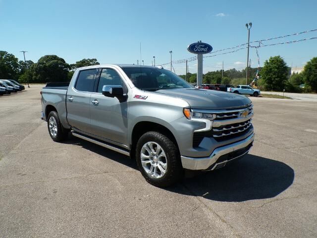 2025 Chevrolet Silverado 1500 LTZ — photo 1 of 13