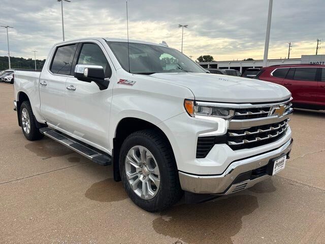 2025 Chevrolet Silverado 1500 LTZ — photo 1 of 13