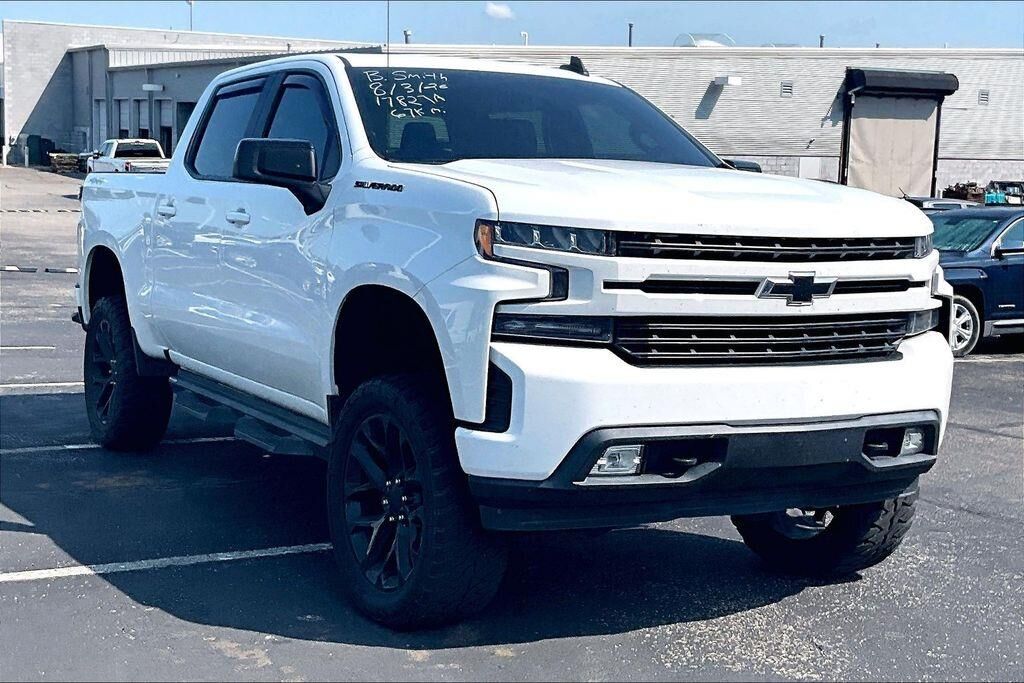 2019 Chevrolet Silverado 1500 RST — photo 1 of 15
