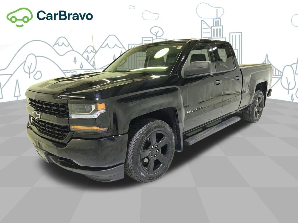 2017 Chevrolet Silverado 1500 Custom — photo 1 of 7