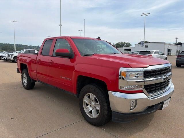 2016 Chevrolet Silverado 1500 LT — photo 1 of 13
