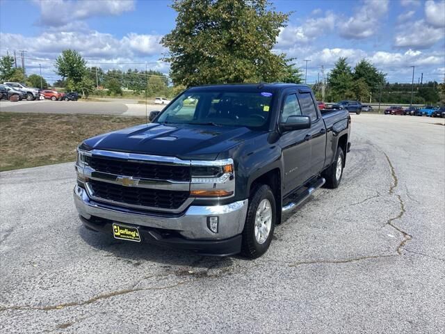 2018 Chevrolet Silverado 1500 LT — photo 1 of 5