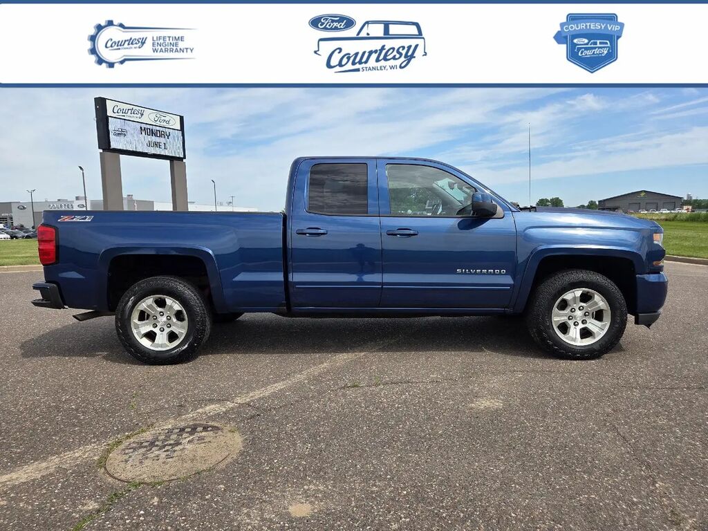 2016 Chevrolet Silverado 1500 LT — photo 1 of 18