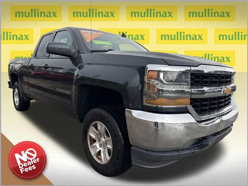 2018 Chevrolet Silverado 1500 LT — photo 1 of 13