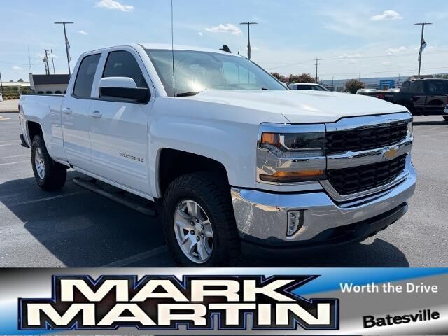 2017 Chevrolet Silverado 1500 LT — photo 1 of 13